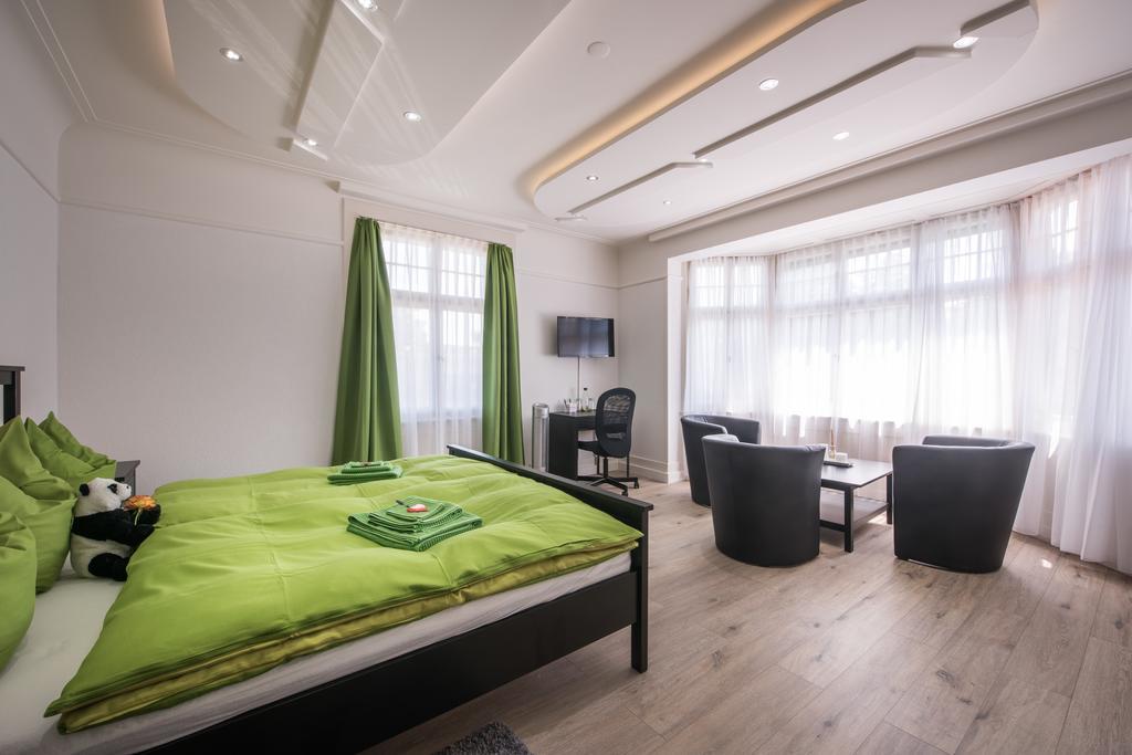 Max Aviation Villa & Apartments Βέρνη Εξωτερικό φωτογραφία